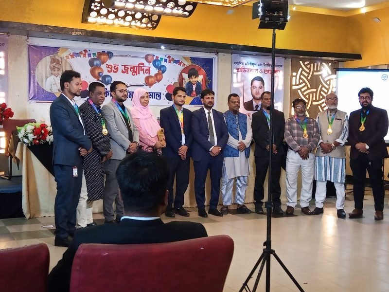 Receving Award for best Performance-1