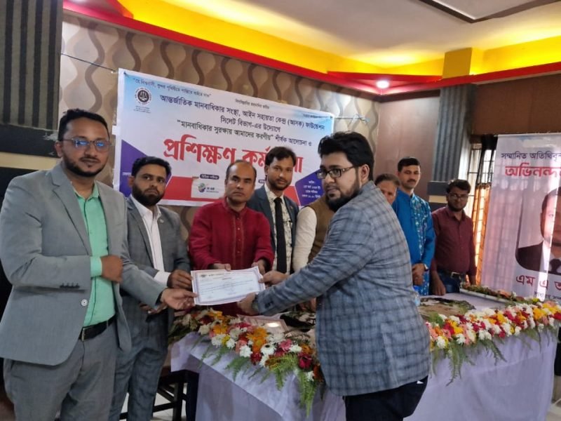 Receving Award for best Performance-3