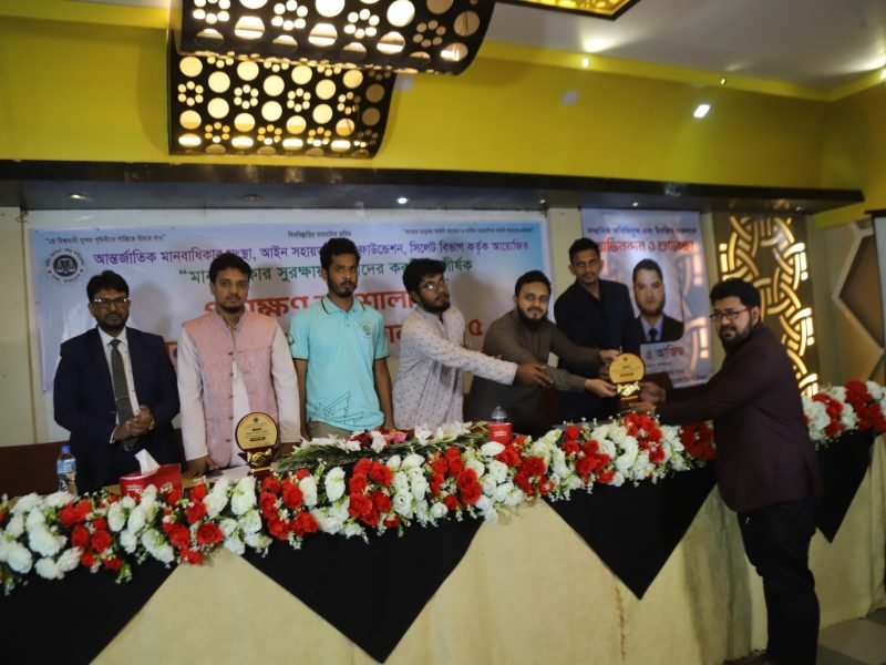 Receving Award for best Performance-5